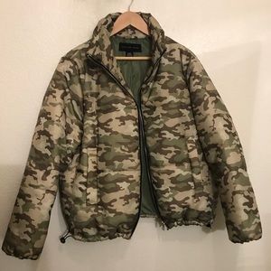 Camouflage puffer jacket